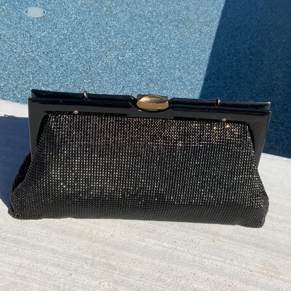 Whiting & Davis Black & Gold Undertone Mesh Handbag - Picture 6 of 13
